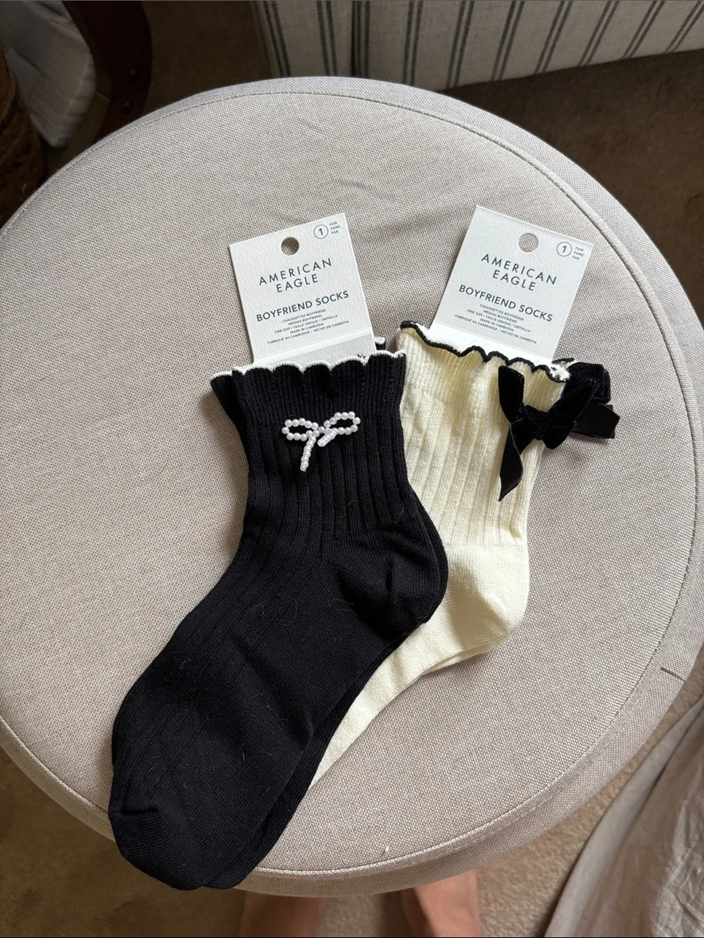 NWT American Eagle - bow socks